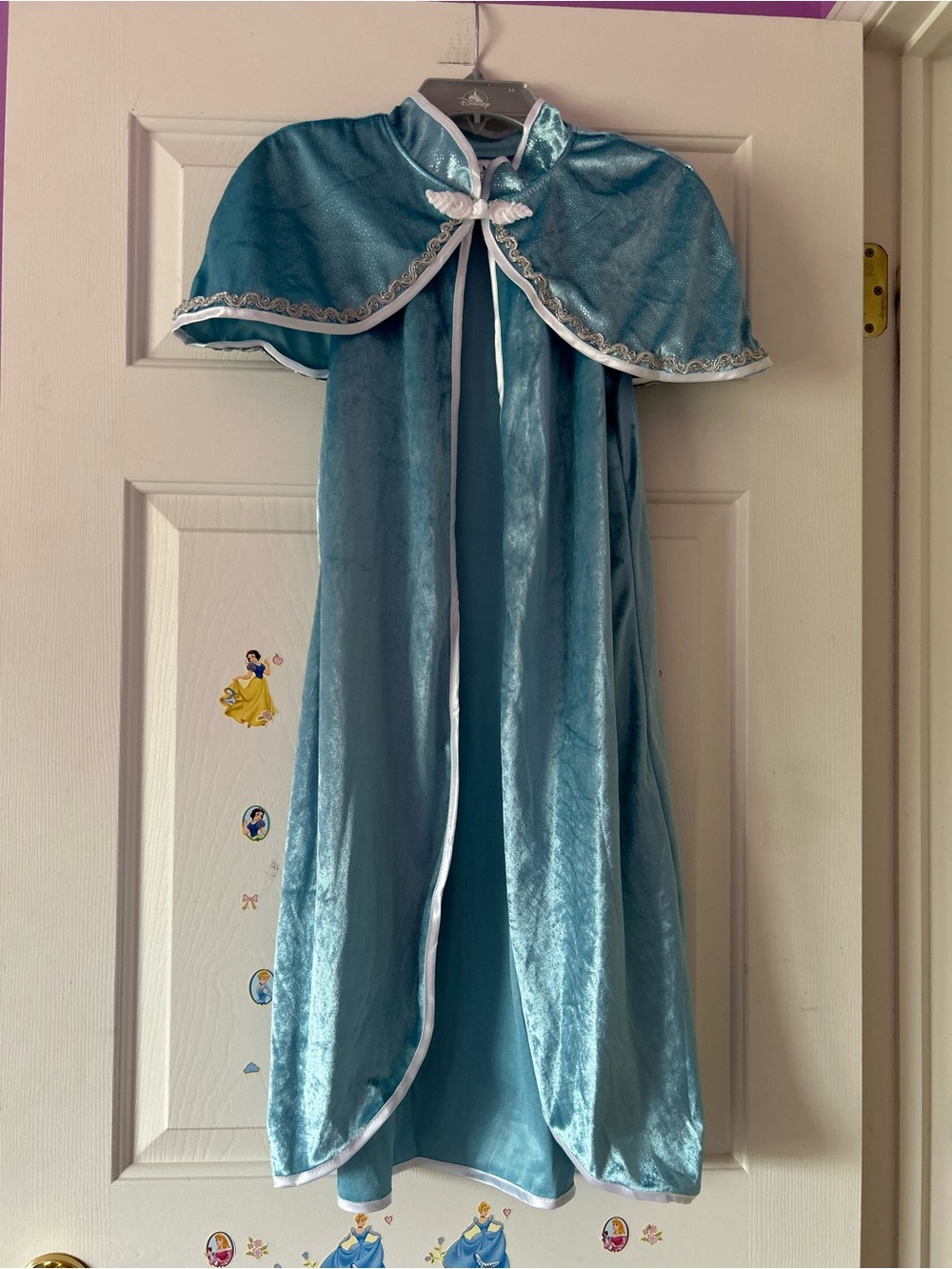Little adventures ice princess cloak size L/XL 5-9 years blue Elsa inspired soft
